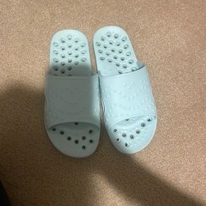 Shower shoes
